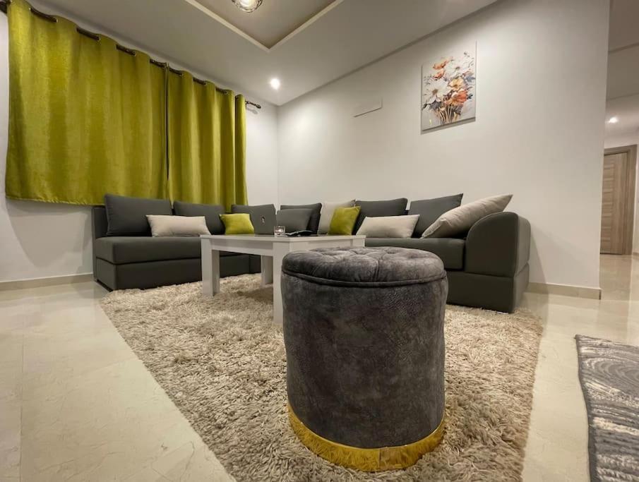 Experience De Luxe Ultime / Parking / Restaurant / Cafe / Carrefour Apartment Oujda Ngoại thất bức ảnh