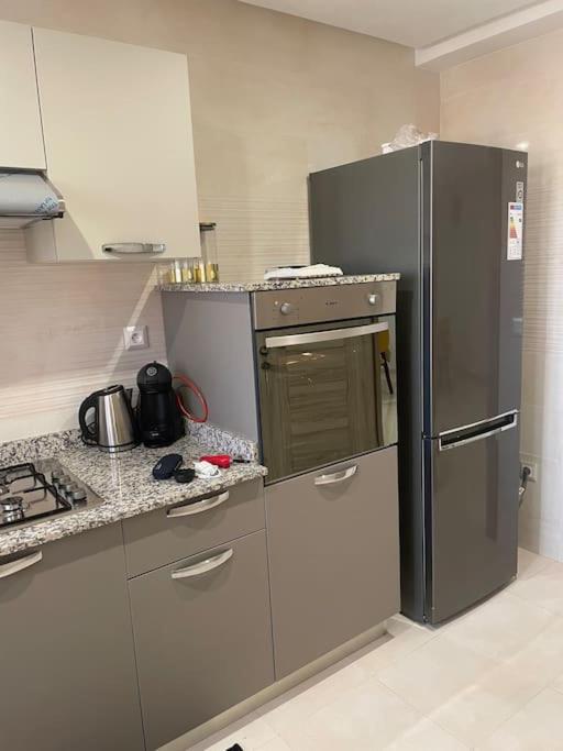 Experience De Luxe Ultime / Parking / Restaurant / Cafe / Carrefour Apartment Oujda Ngoại thất bức ảnh