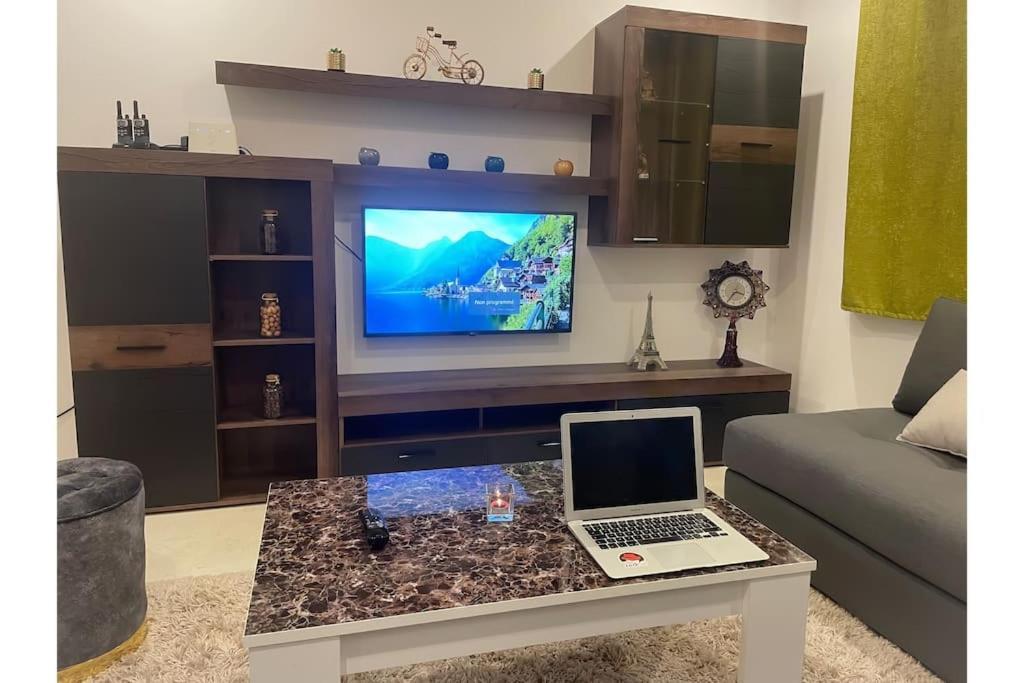 Experience De Luxe Ultime / Parking / Restaurant / Cafe / Carrefour Apartment Oujda Ngoại thất bức ảnh